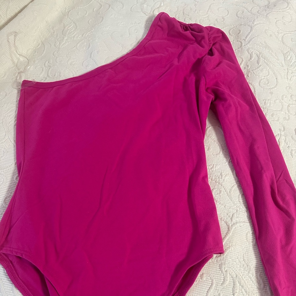 Entro pink one shoulder bodysuit